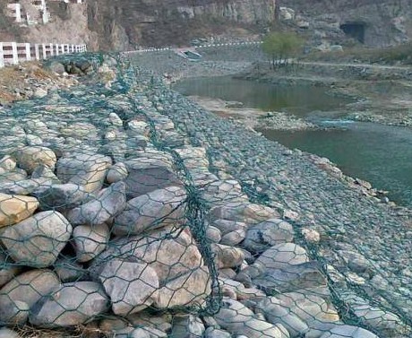 格宾网河道生态护岸