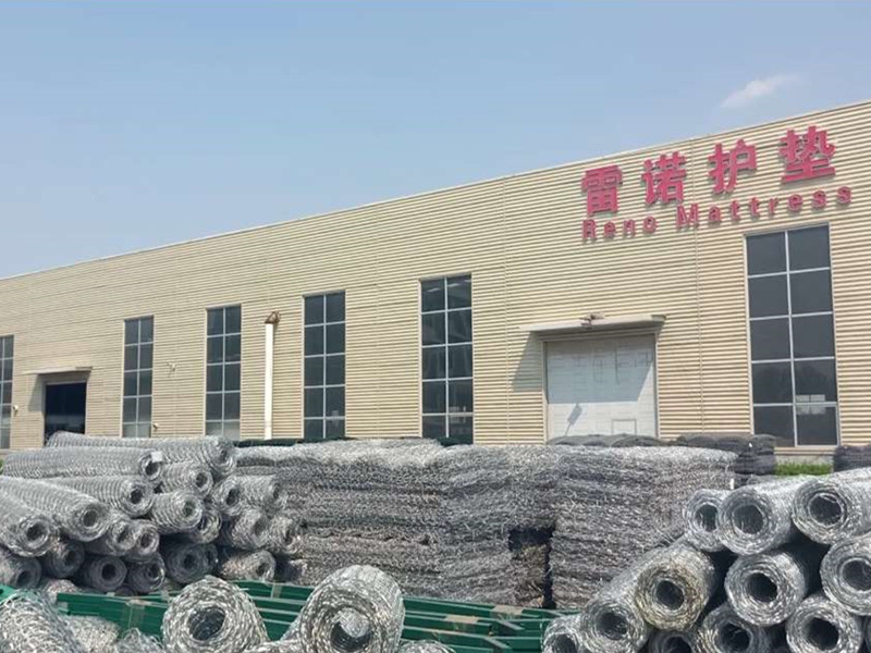 石笼网卷生产现场