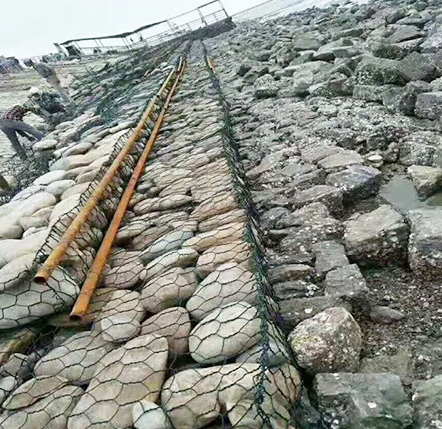 折叠式抢险金属网箱应用1