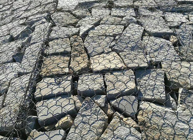 护坡固宾笼应用2