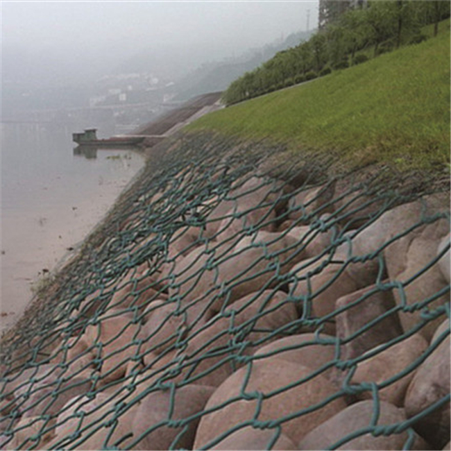 河道铁丝网