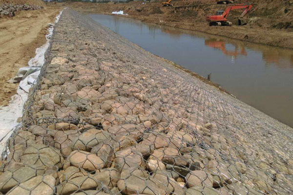 镀锌河道雷诺护垫
