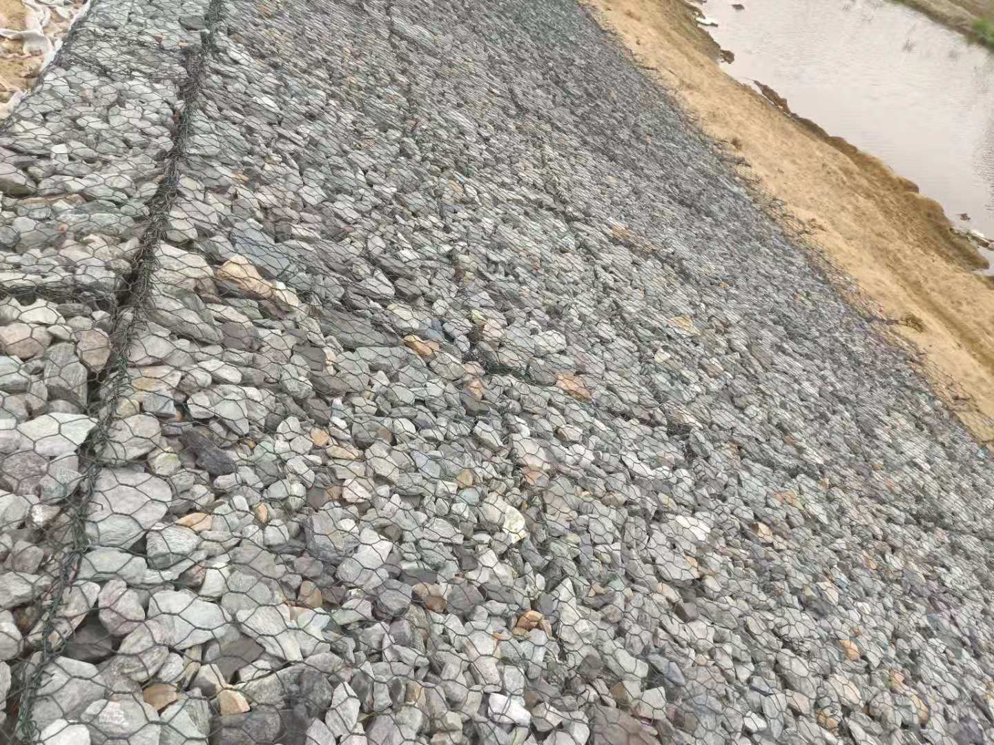 护岸格宾笼
