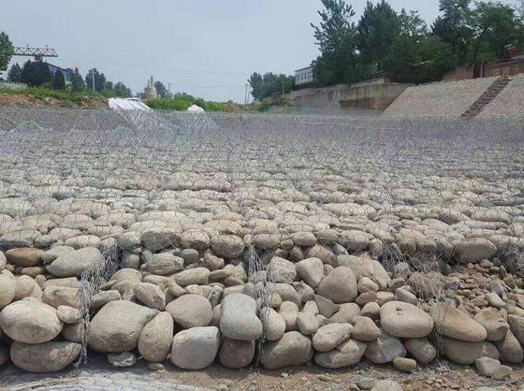 河道高尔凡雷诺护垫应用2