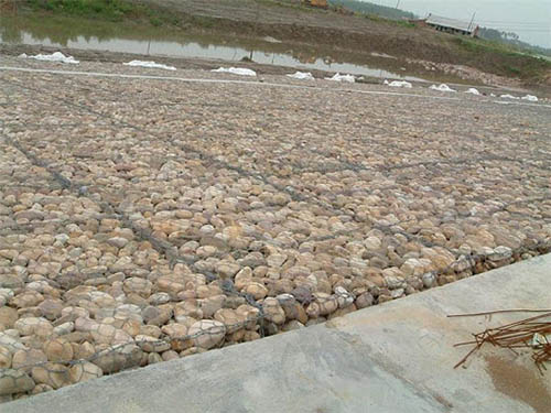 河道格宾笼护坡