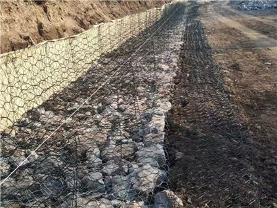 矽胶涂塑格宾挡墙