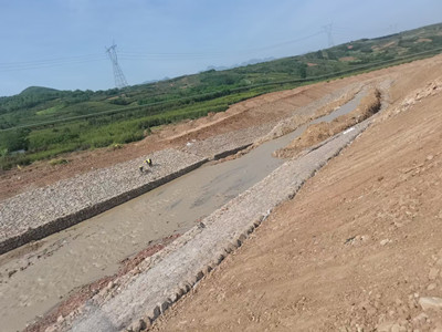 河道护堤绿滨垫