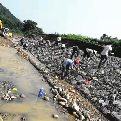 双隔板雷诺护垫 