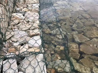 镀高尔凡覆塑格宾网图片